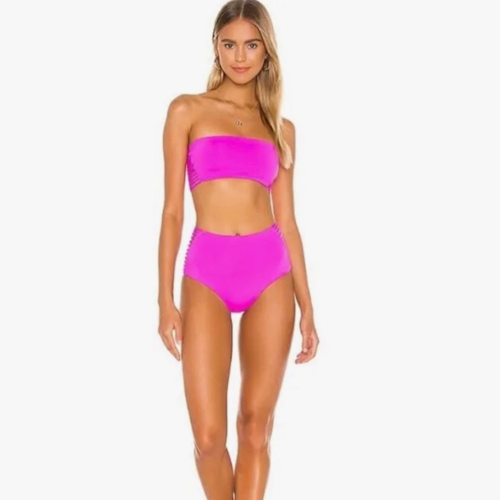 Hot pink L Space Harrington Bikini Set comes with shoulder straps